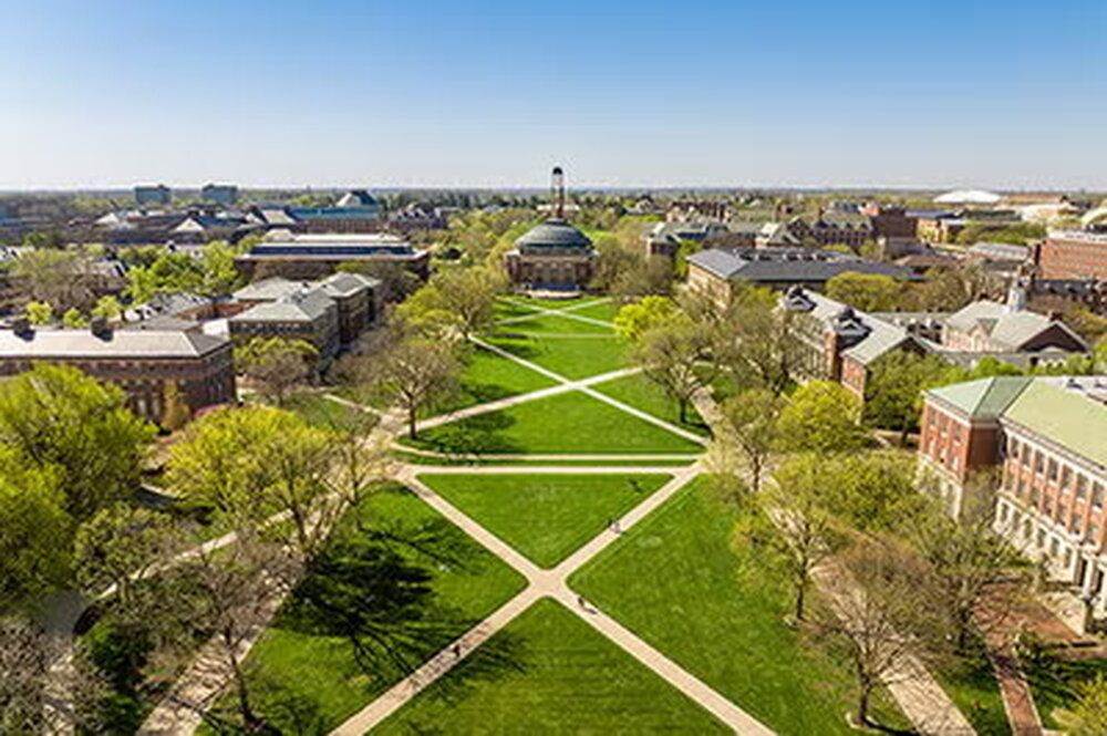 A photo of the quad at the University of Illinois