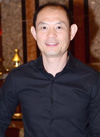 headshot of Joe Zhou