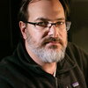 A headshot of Andy Suarez