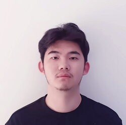 A headshot of Yuqiao Li